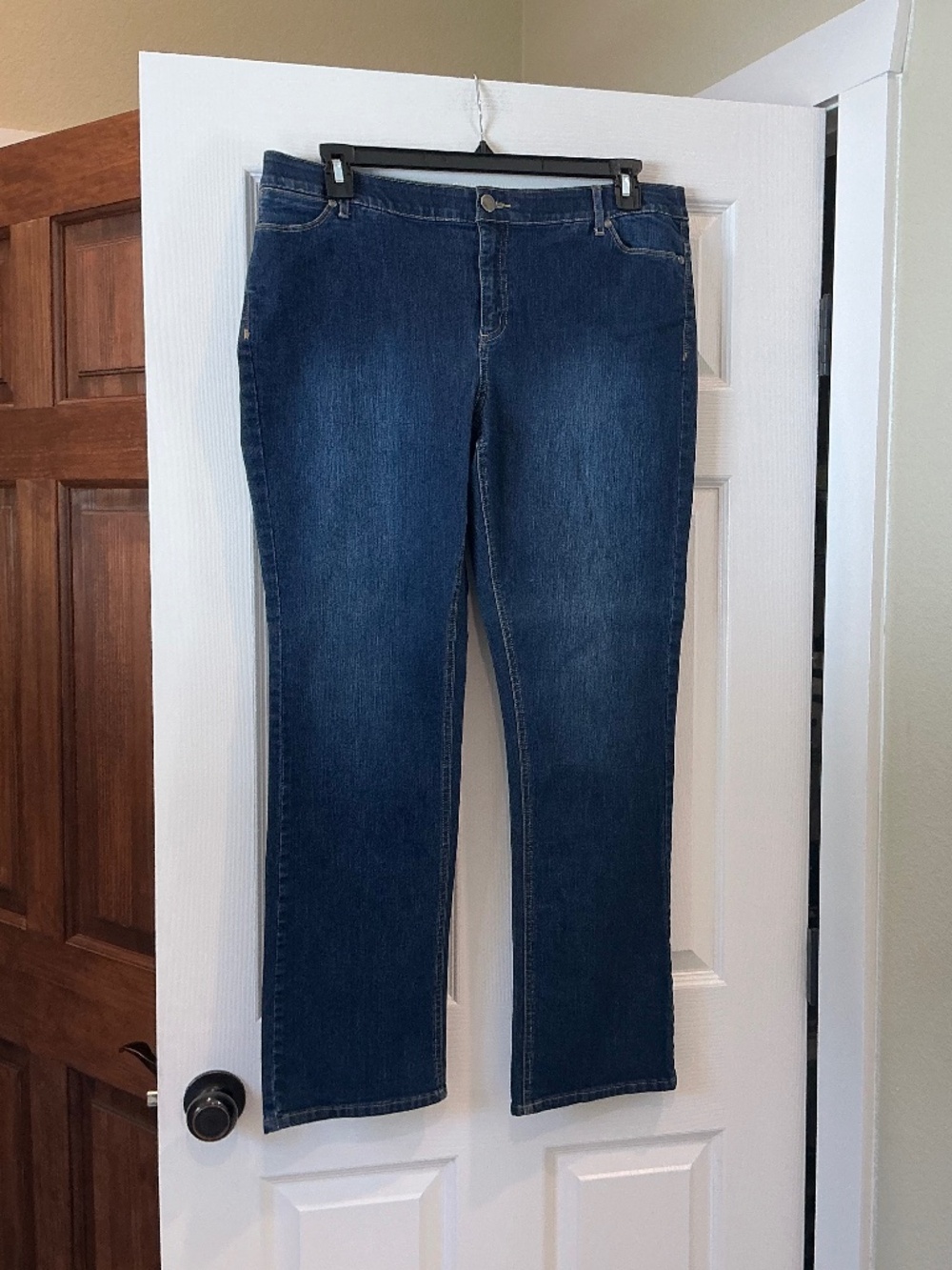 4 of 4 Christopher & Banks Comfort Waist Jeans 14W